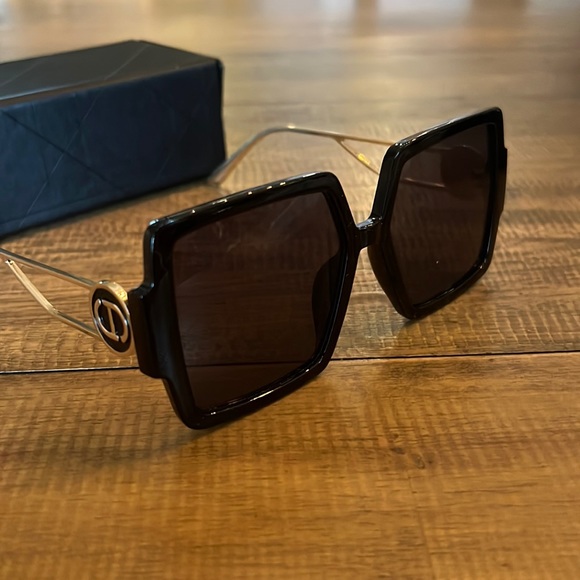 Dior Accessories - Christian Dior Square Frame Sunglasses